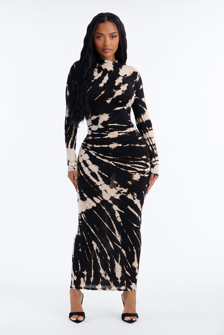 Savannah Tie Dye Long Sleeve Maxi Dress
